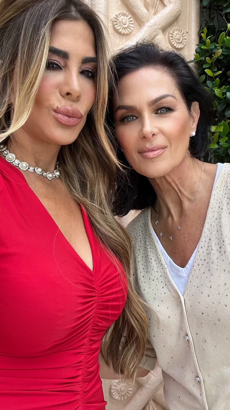 Glam Duo